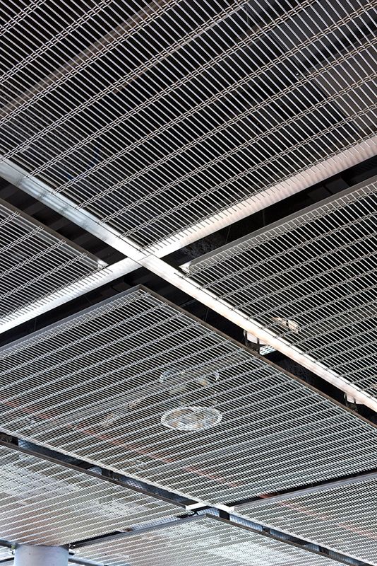 Moderne Zierblende-Platte gesponnener Metallmaschen-Vorhang für Decken