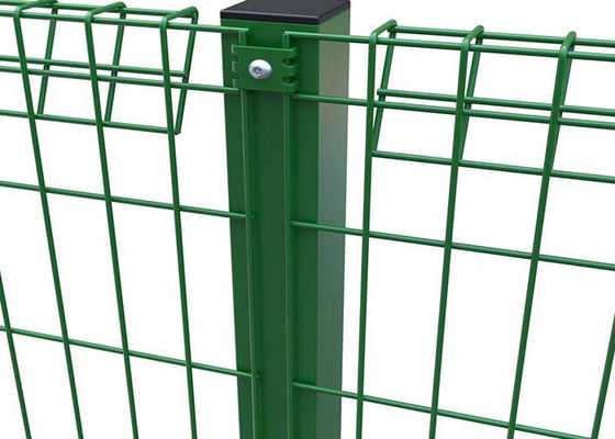 900mm-2400mm Dreieck-Rollenspitzen-Zaun Metal Wire Fence galvanisierte überzogenes
