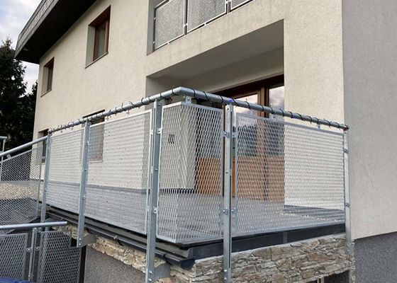 Streckmetall-Balustrade und Mit der Eisenbahn befördern Einfüllen täfelt Sicherheit, robust und dauerhaft