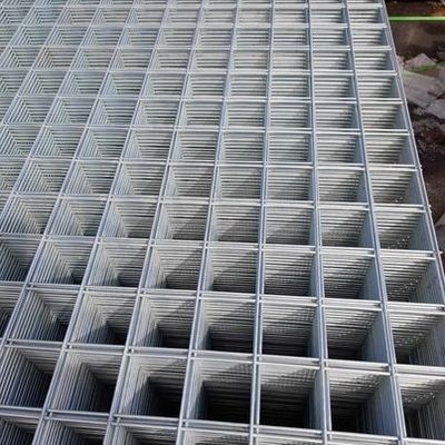 Hohe Zugfestigkeit 1 2 PVC-beschichtet geschweißtes Drahtnetz Dicke 0,5 mm   1,0 mm