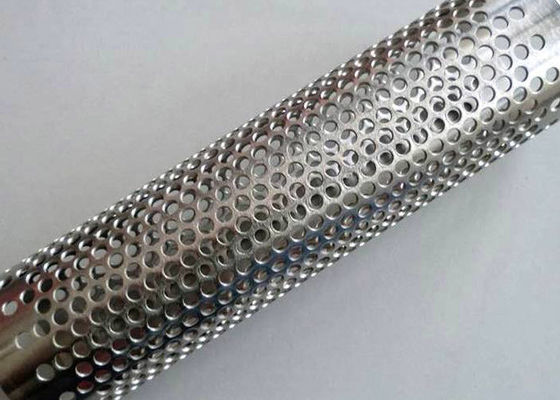 Milde Kohlenstoffstahl Perforierten Rohr Filter-Screen Mesh mit perfekter Recycelbarkeit